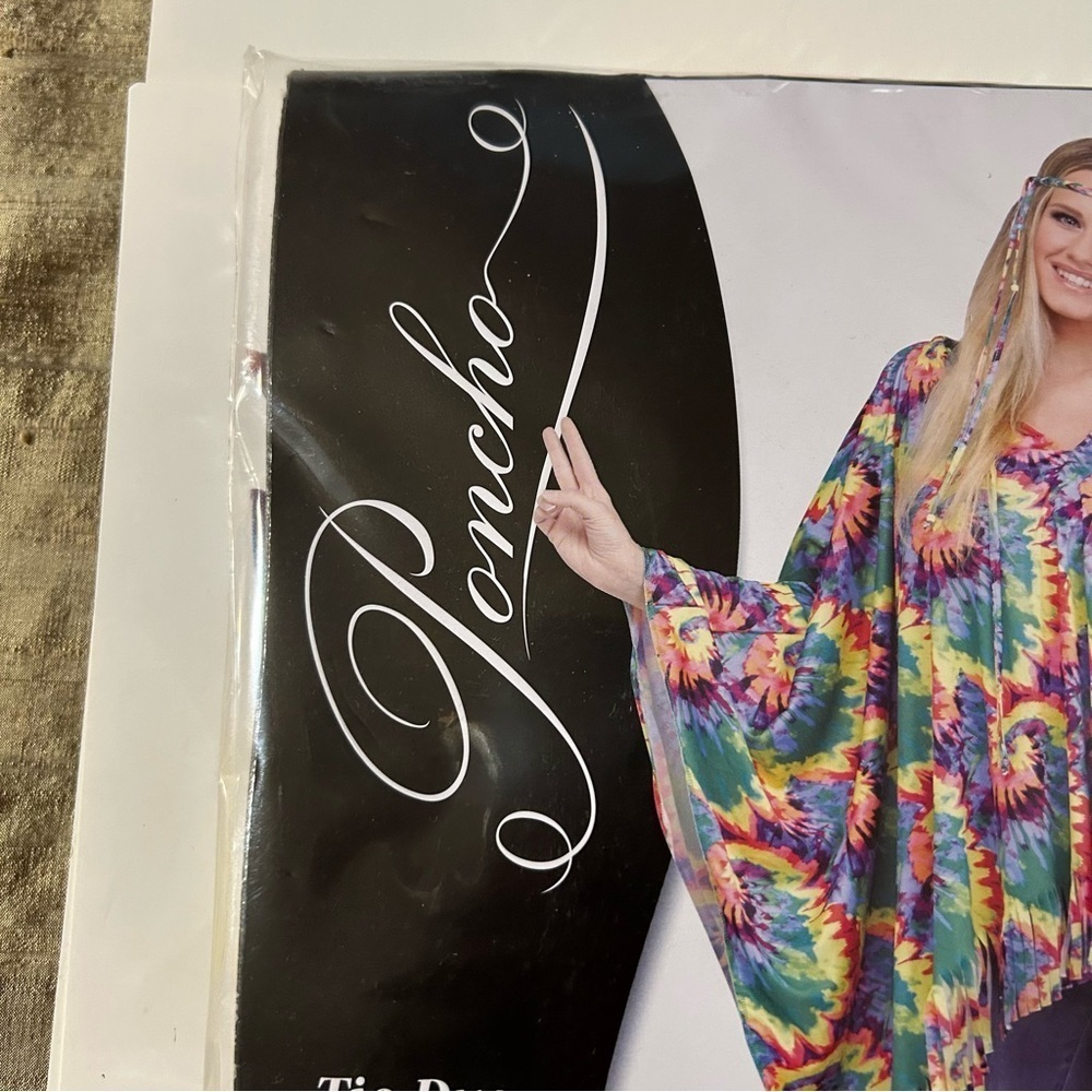 Fun World Tie-Dye Hippie Poncho Costume One Size OS 4-14 NEW - Picture 5 of 6